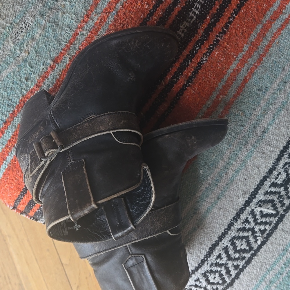 Corral Brown Ankle Bootie Distressed Size 8.5 - Picture 5 of 5